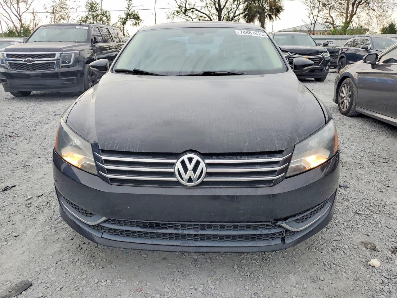2012 VOLKSWAGEN Passat