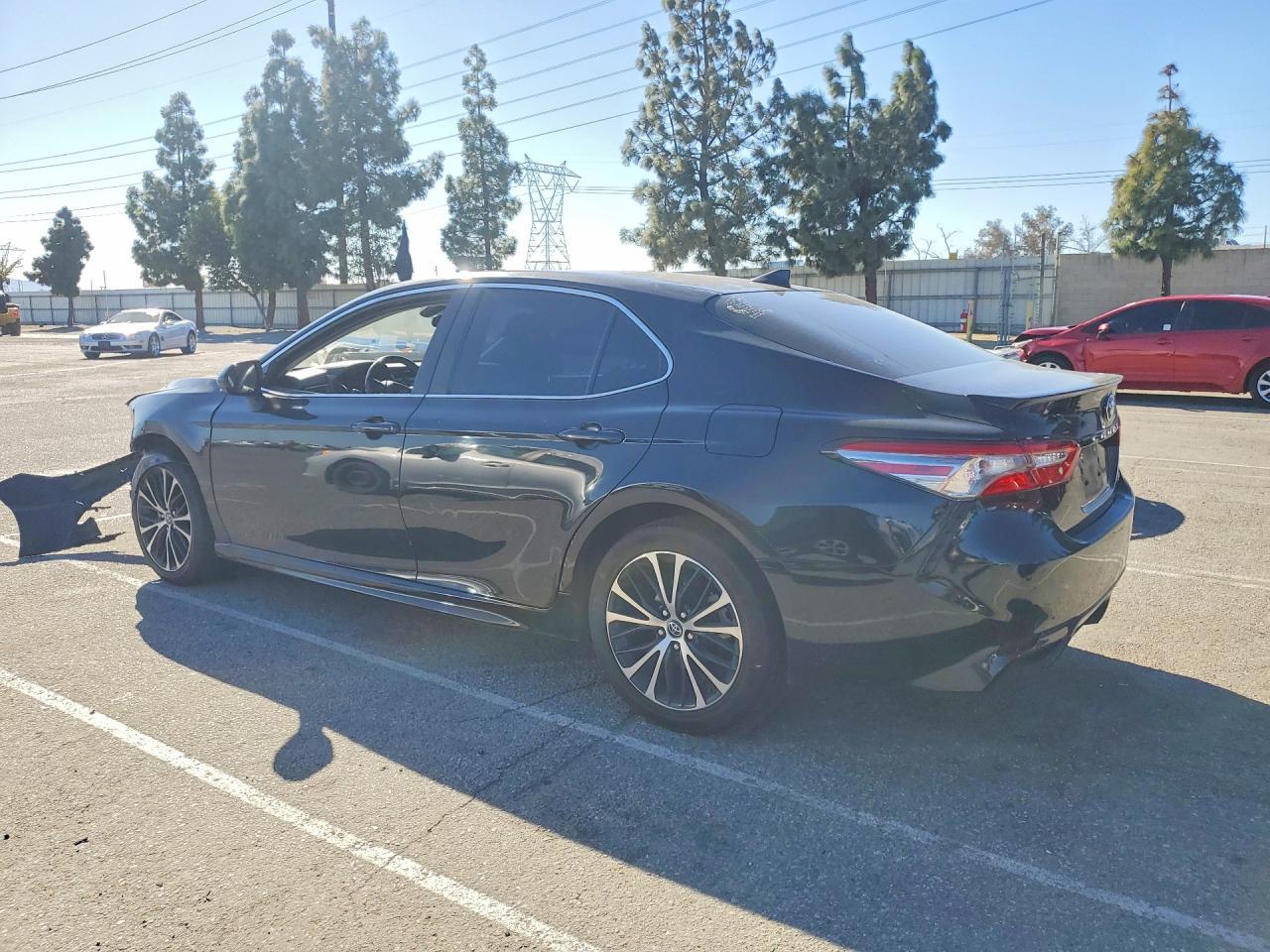 2019 TOYOTA CAMRY