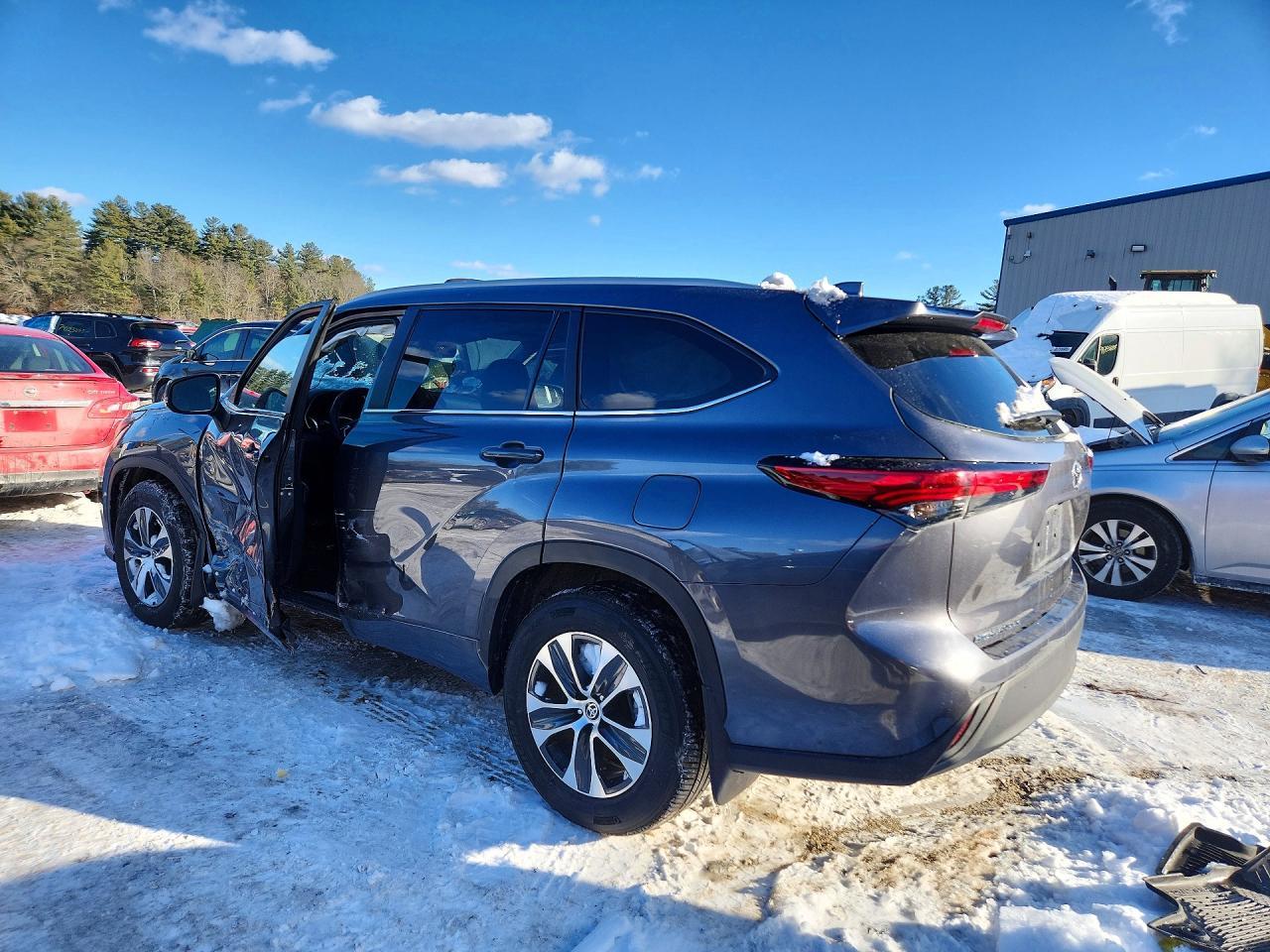 2023 TOYOTA HIGHLANDER