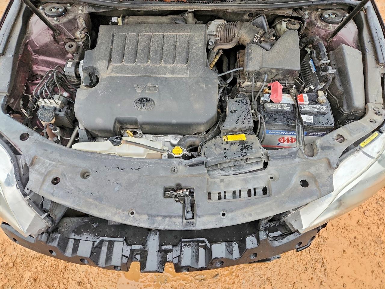 2013 TOYOTA Avalon