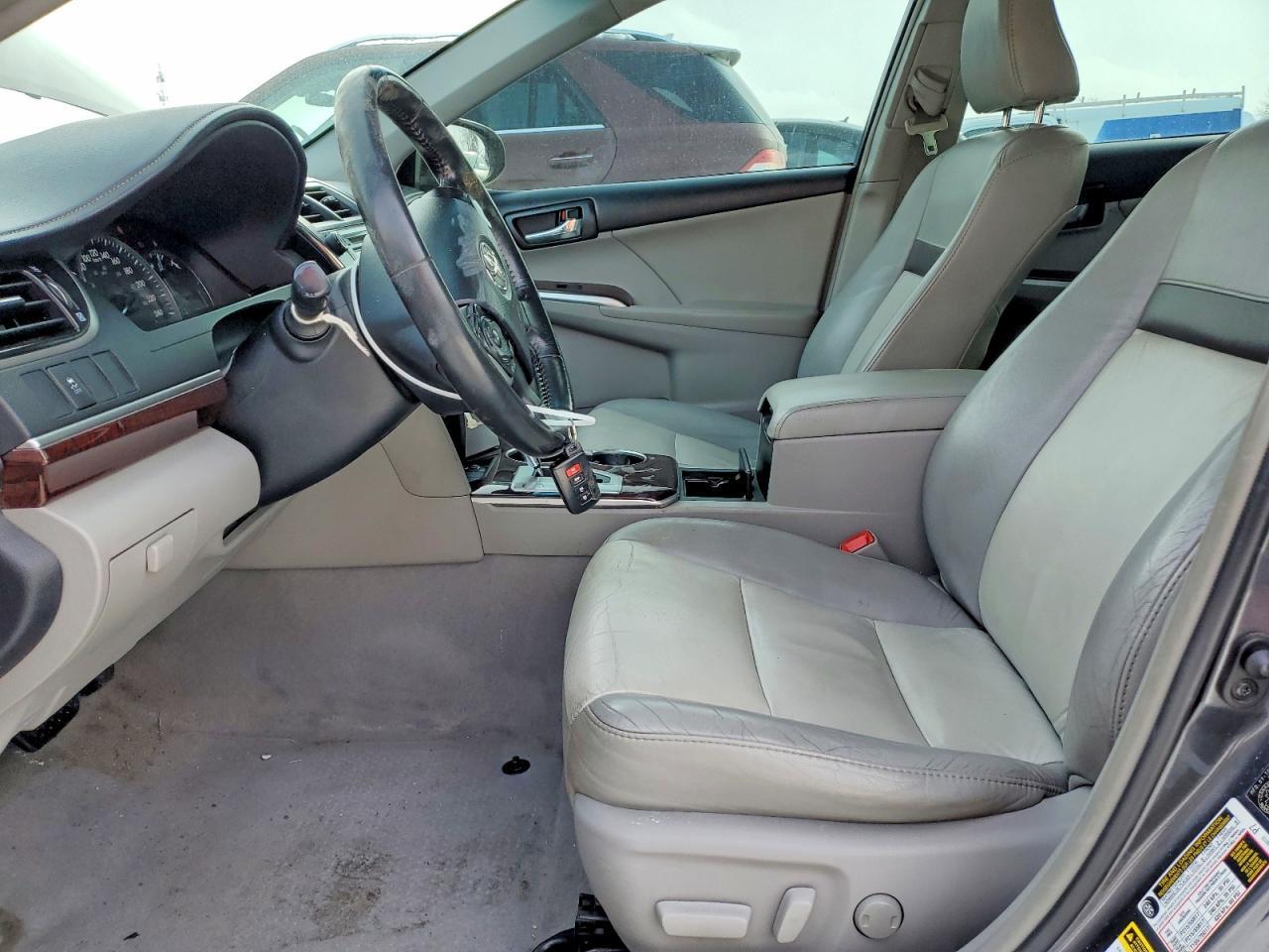 2012 TOYOTA CAMRY