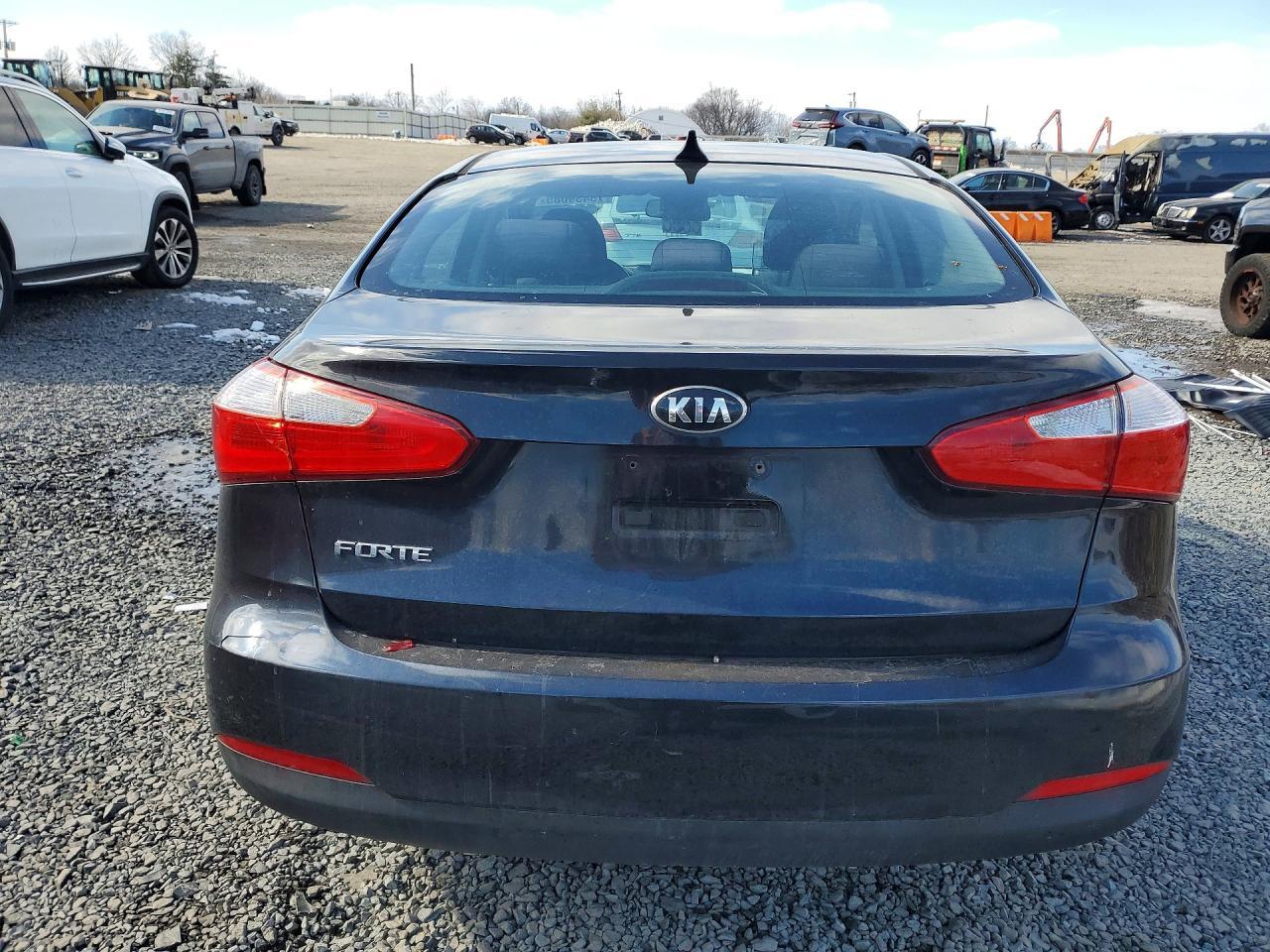 2015 KIA FORTE