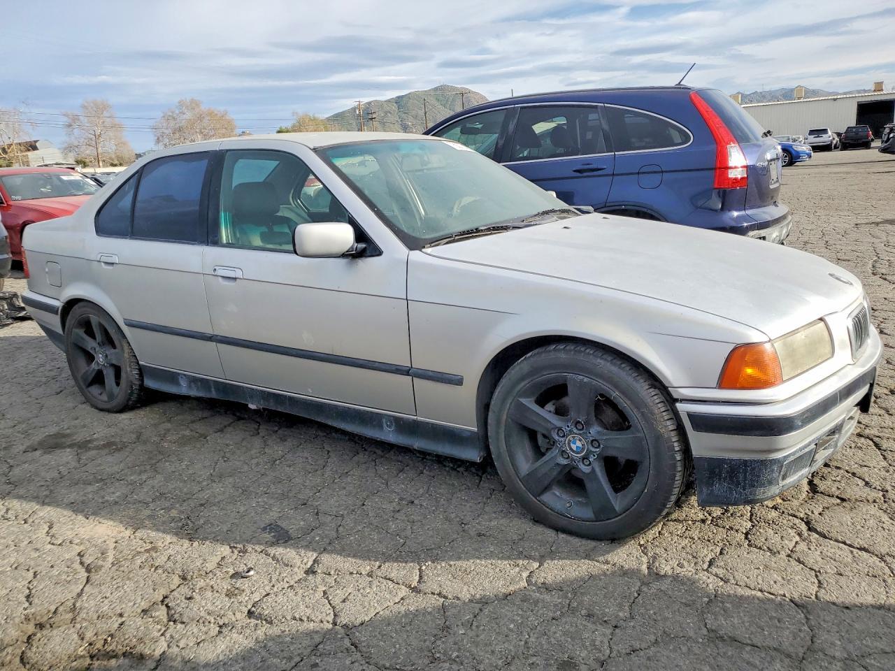 1993 BMW 3 SERIES