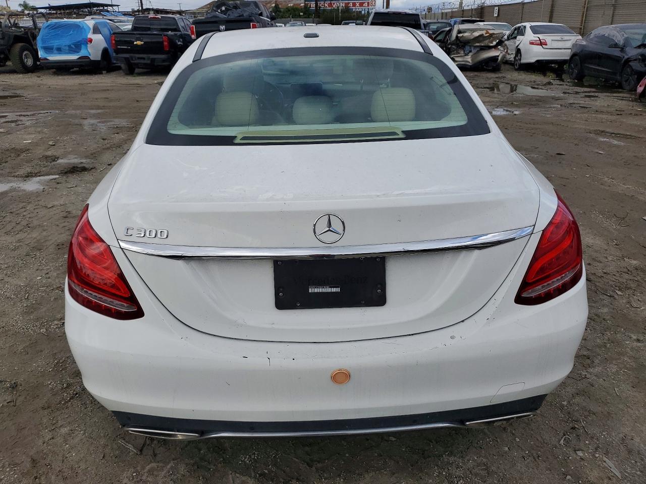 2017 MERCEDES-BENZ C-CLASS