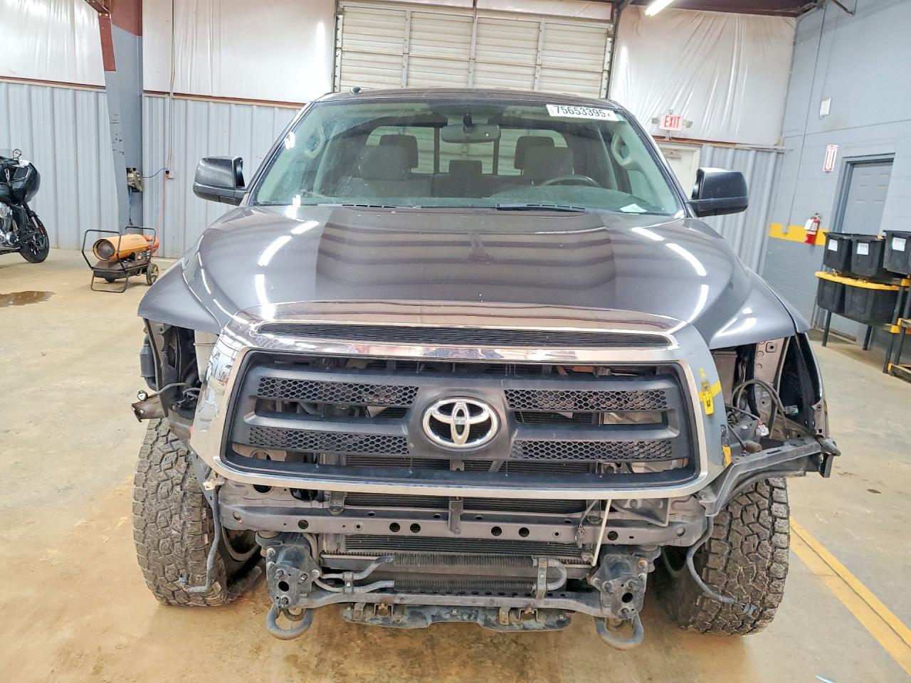 2012 TOYOTA TUNDRA