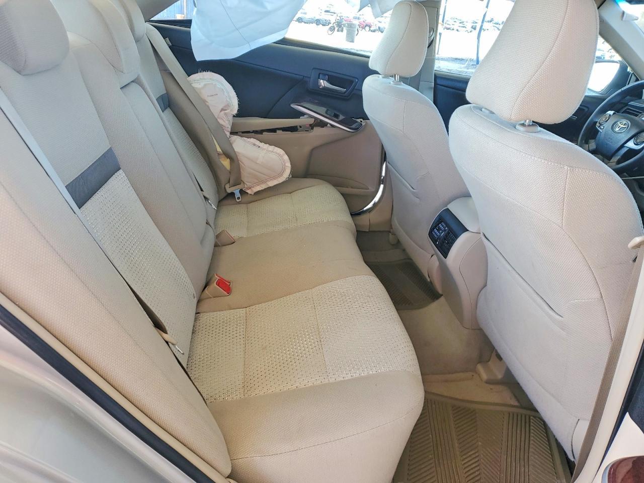2014 TOYOTA CAMRY