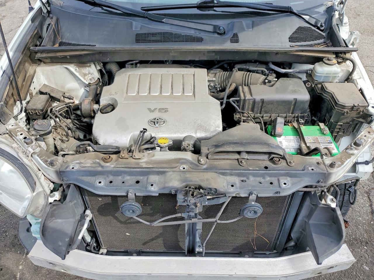 2010 TOYOTA HIGHLANDER