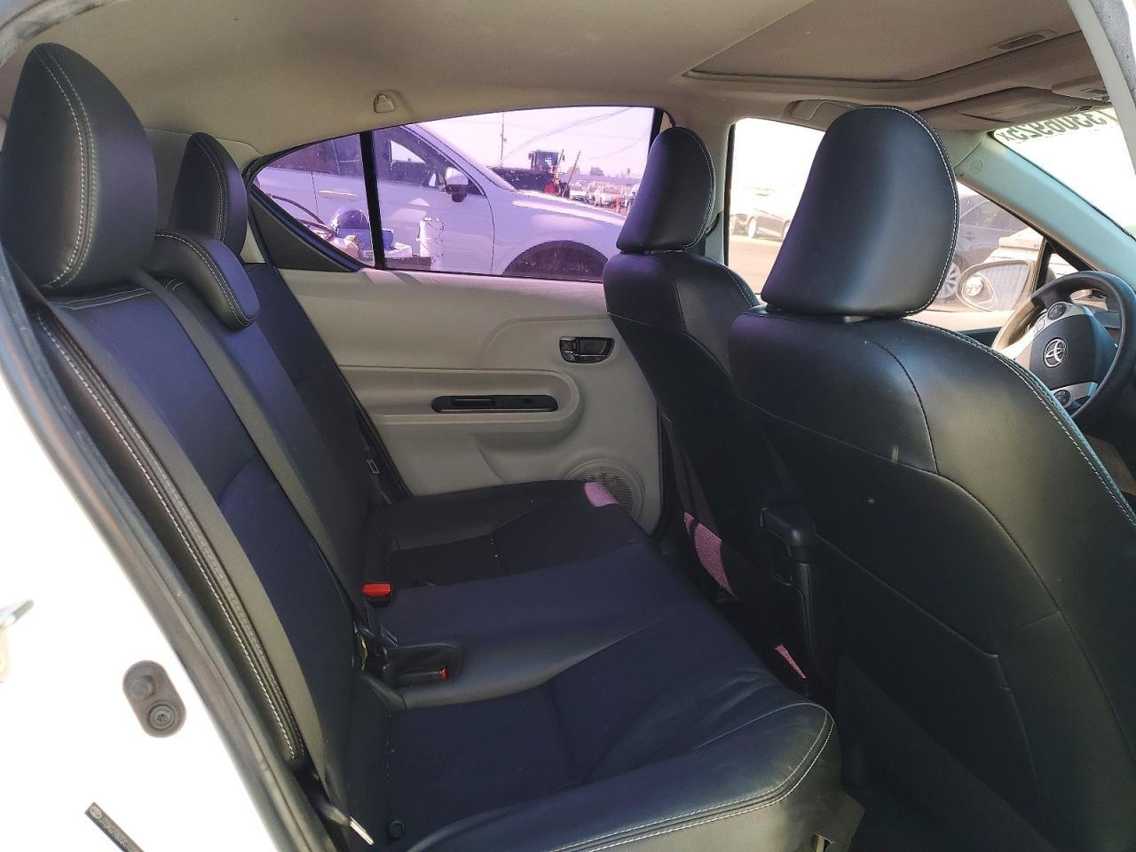 2012 TOYOTA Prius c
