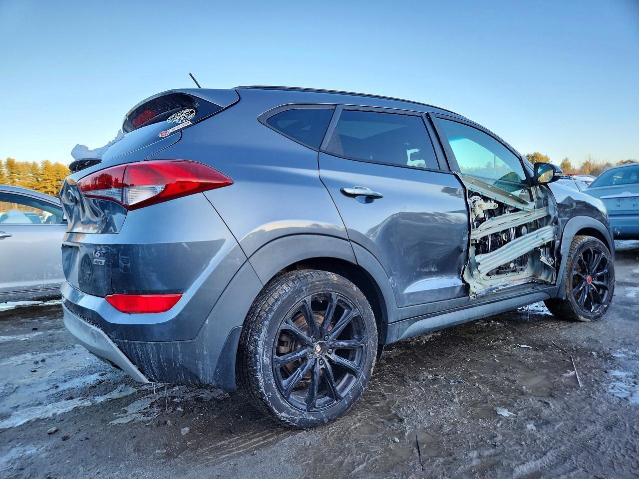 2017 HYUNDAI TUCSON