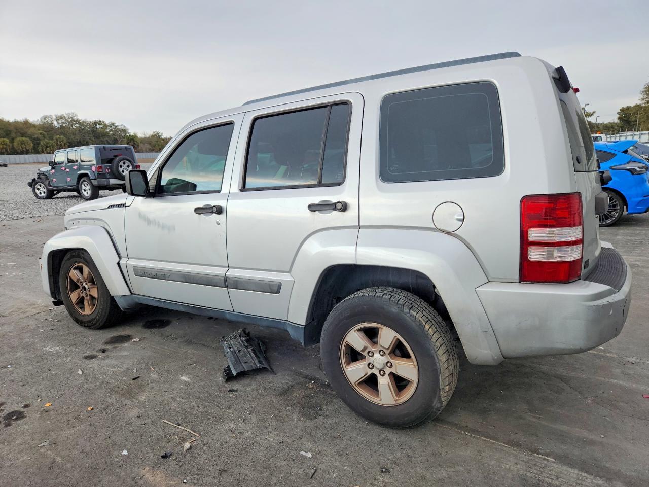 2012 JEEP Liberty
