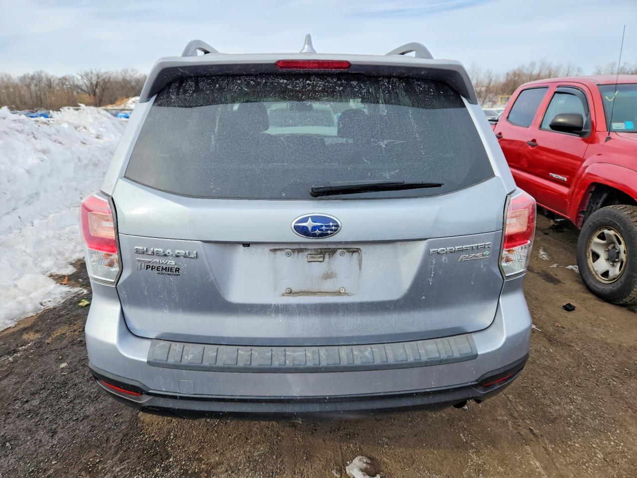 2017 SUBARU FORESTER