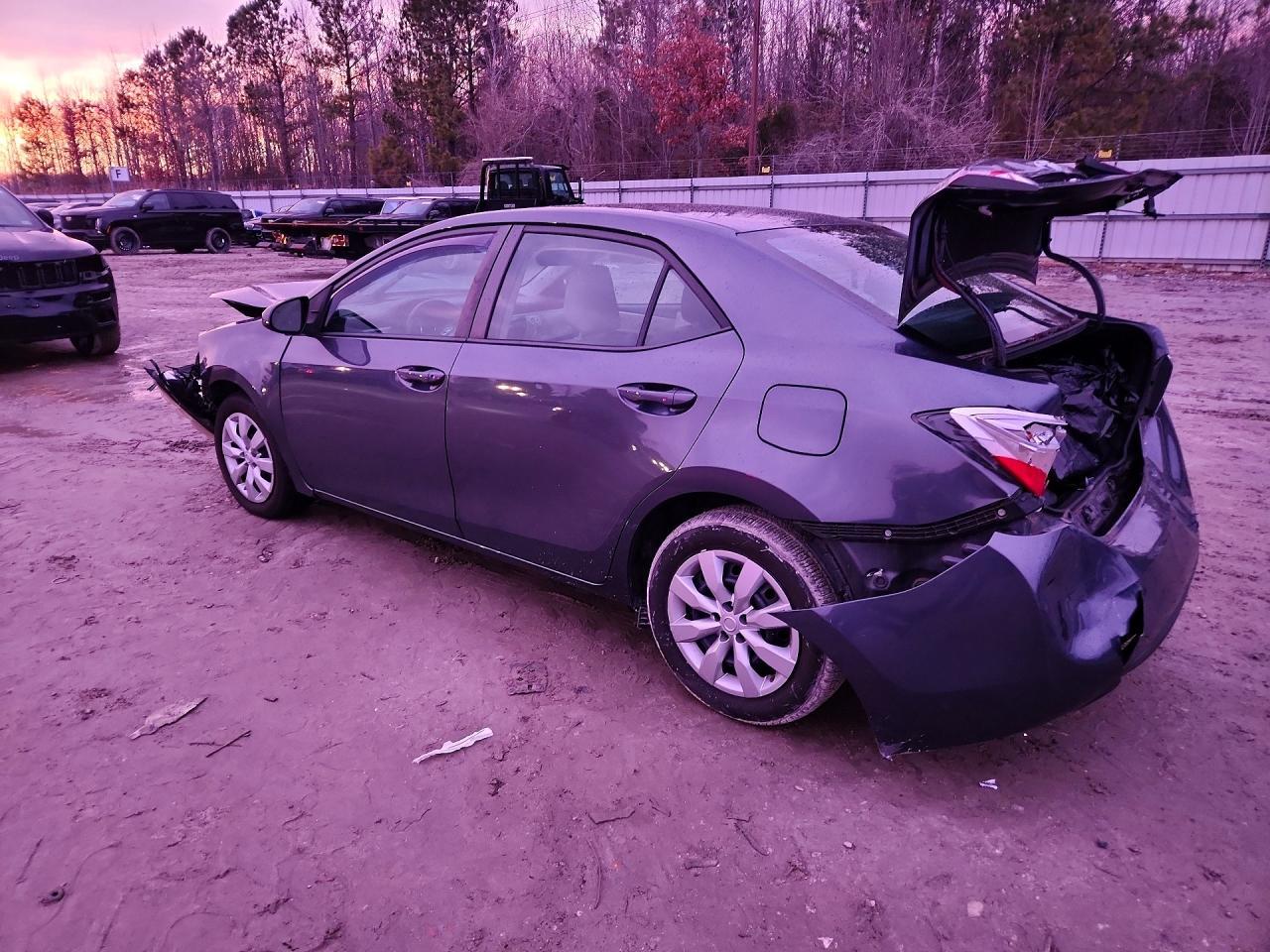 2015 TOYOTA COROLLA