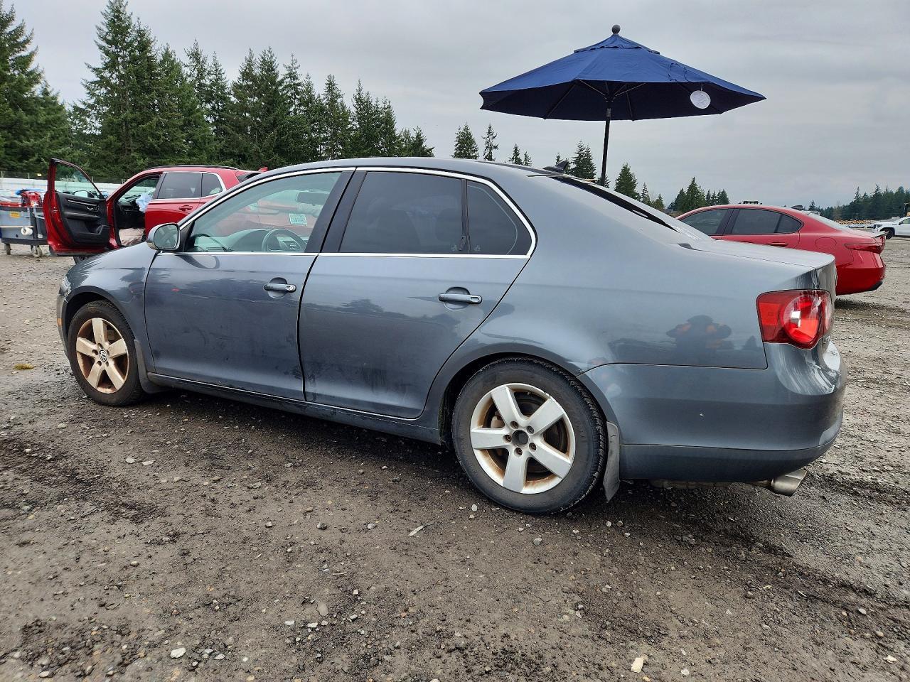 2009 VOLKSWAGEN JETTA