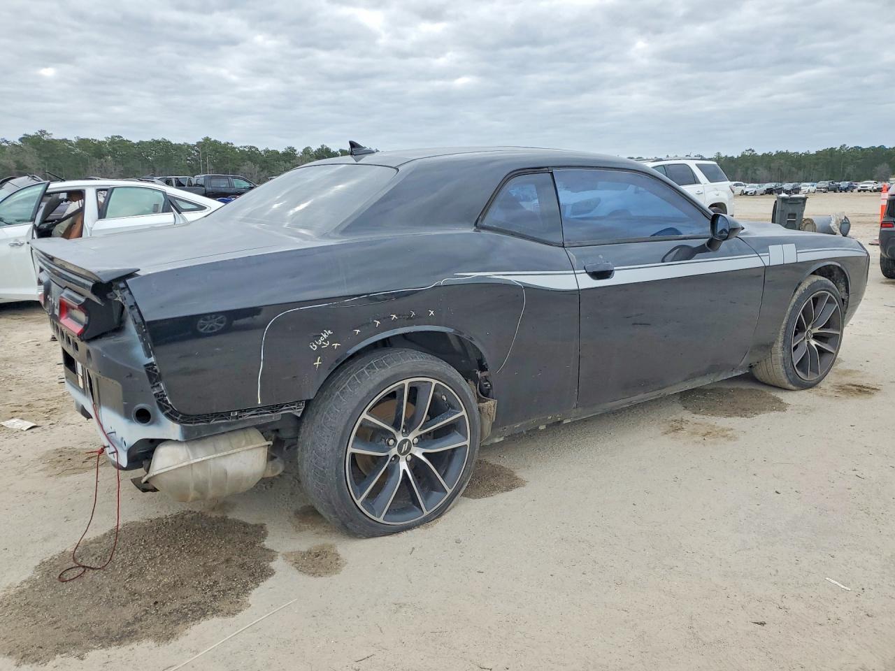 2016 DODGE Challenger