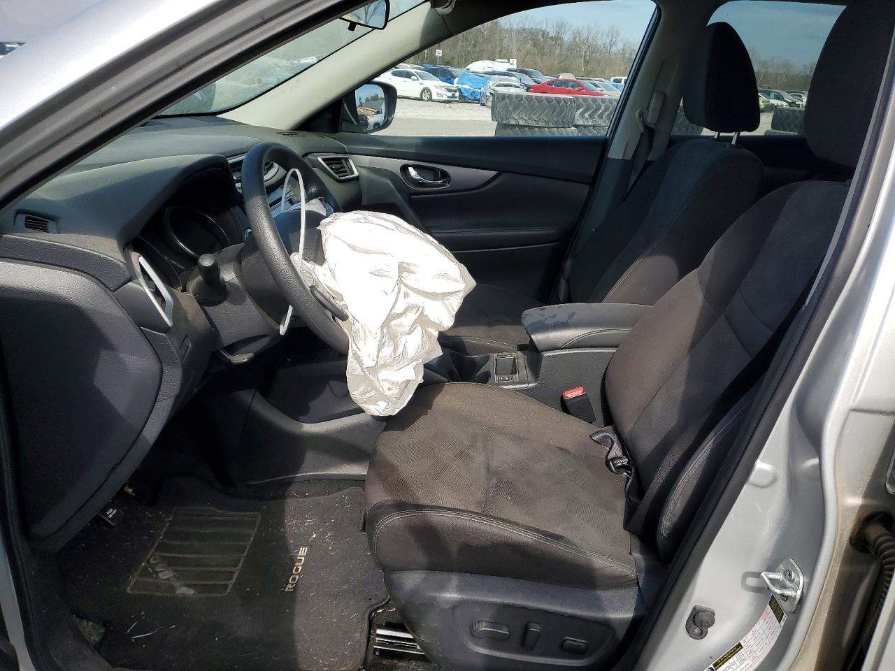 2016 NISSAN ROGUE