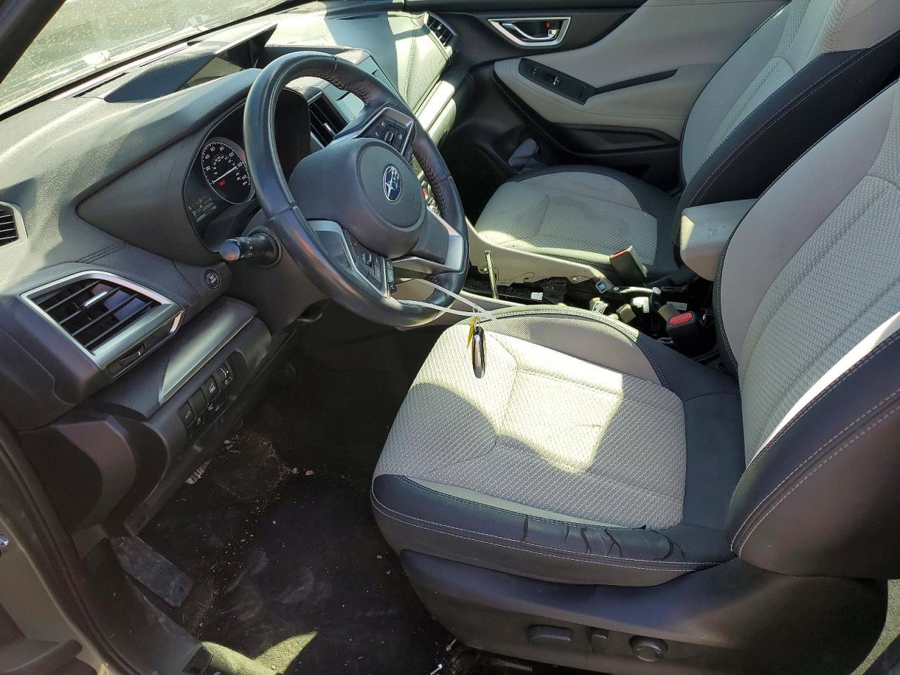 2020 SUBARU FORESTER