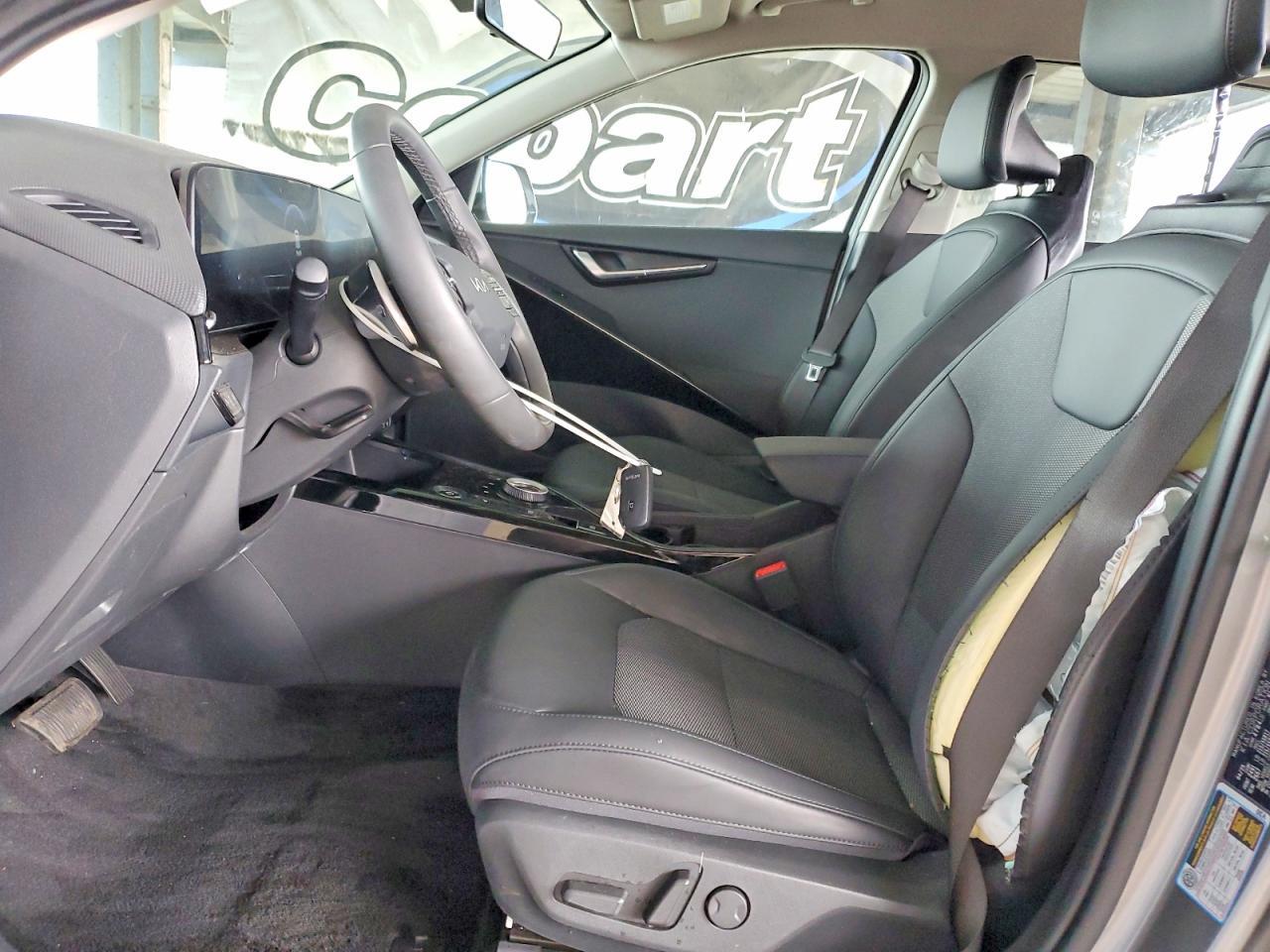 2025 KIA Niro