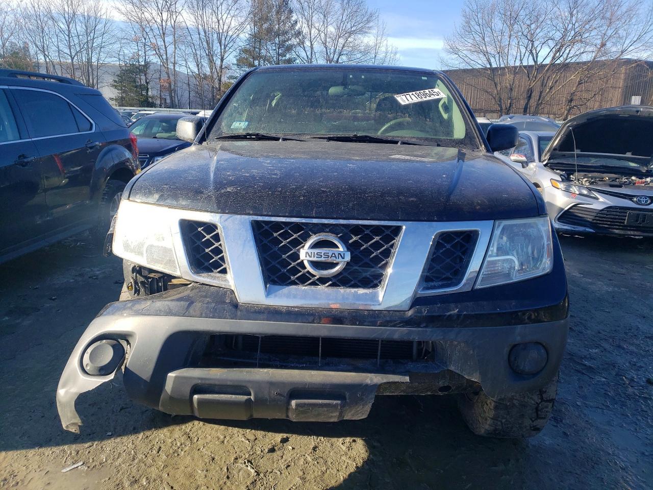 2015 NISSAN Frontier