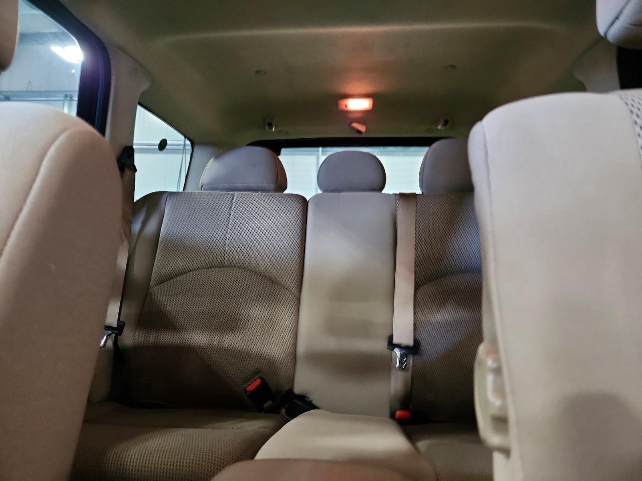 2005 MAZDA Tribute