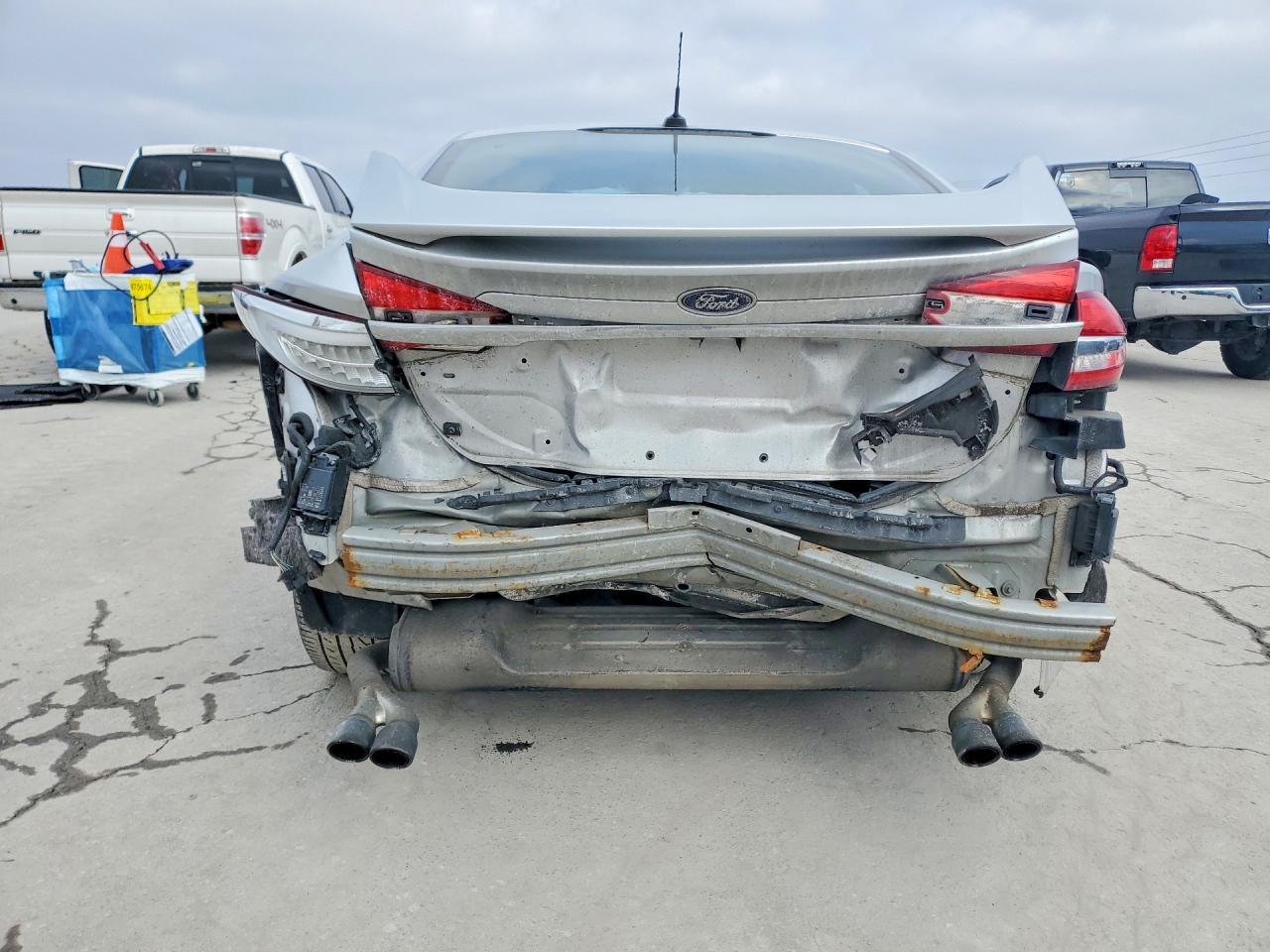 2017 FORD FUSION
