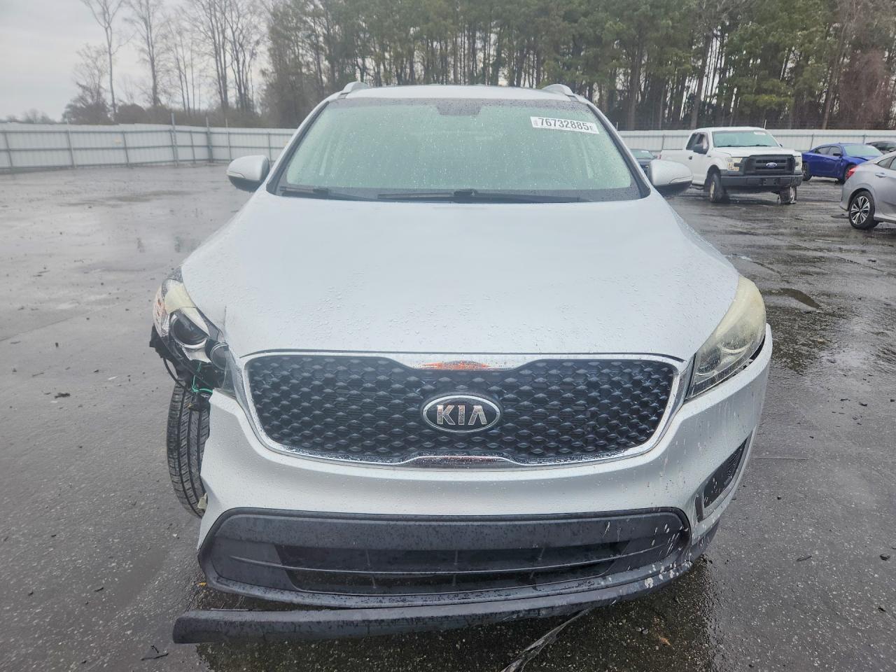 2017 KIA SORENTO