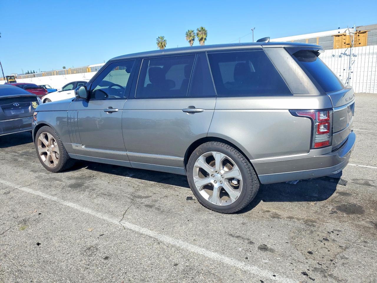 2017 LAND ROVER RANGE ROVER