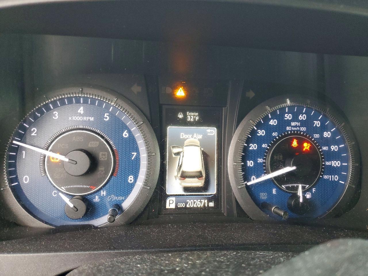 2016 TOYOTA SIENNA