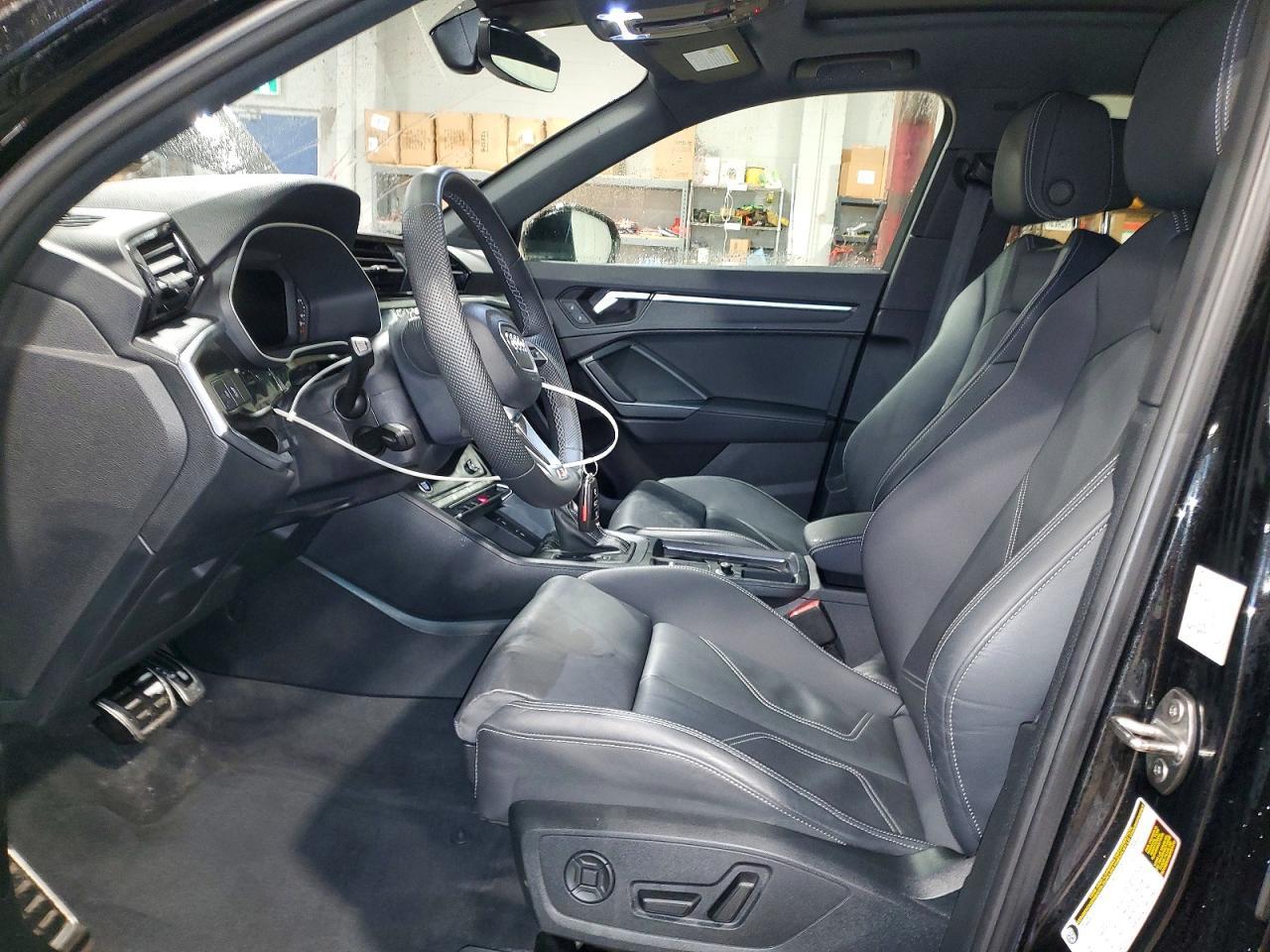 2025 AUDI Q3
