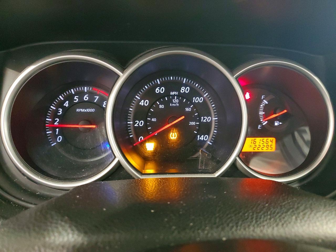 2010 NISSAN VERSA