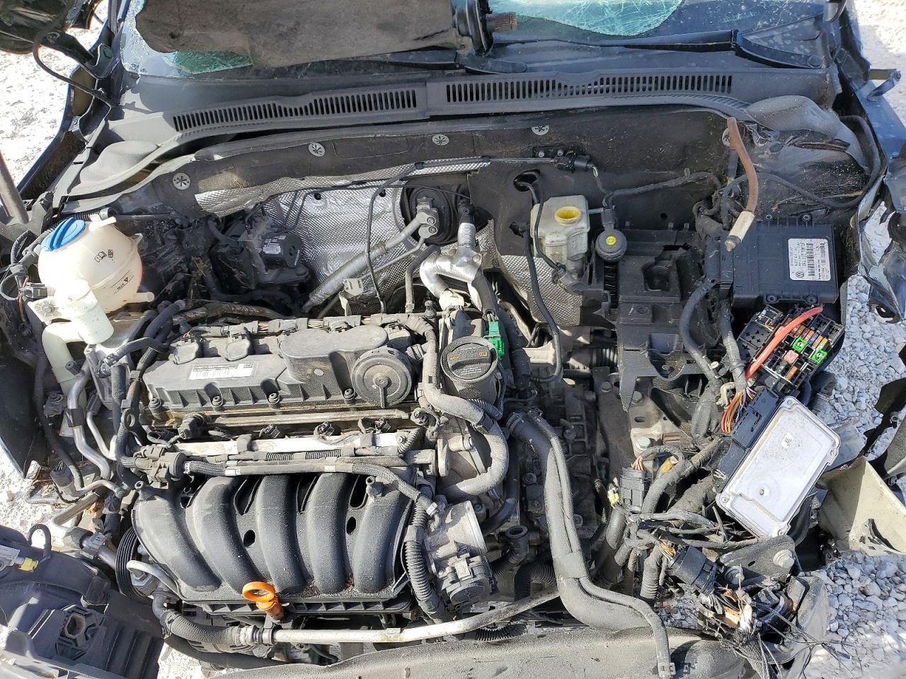 2012 VOLKSWAGEN JETTA