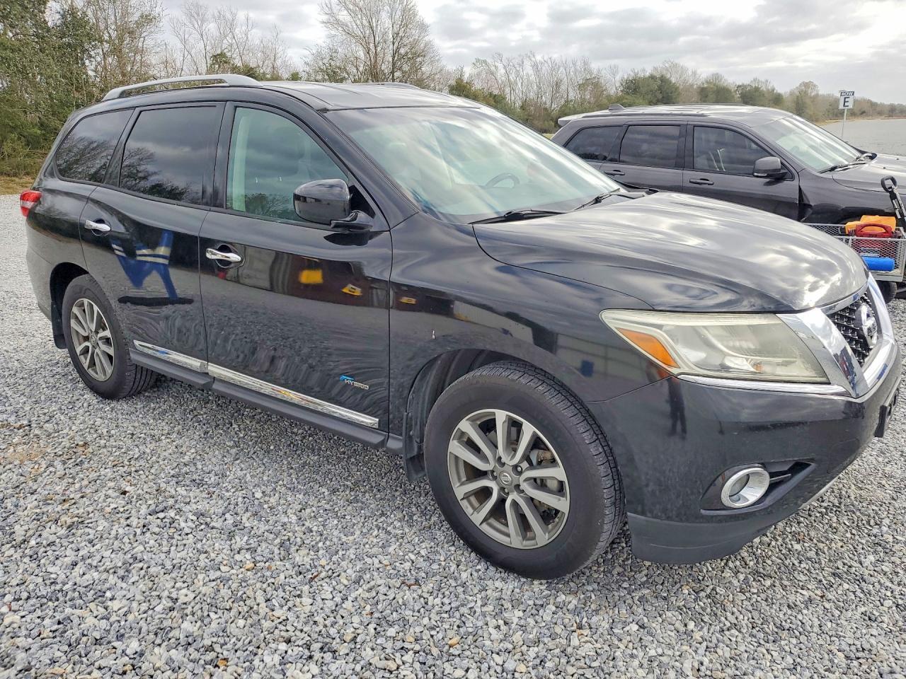 2014 NISSAN PATHFINDER
