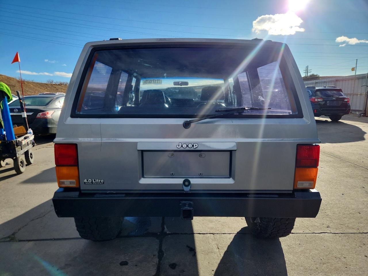 1993 JEEP CHEROKEE