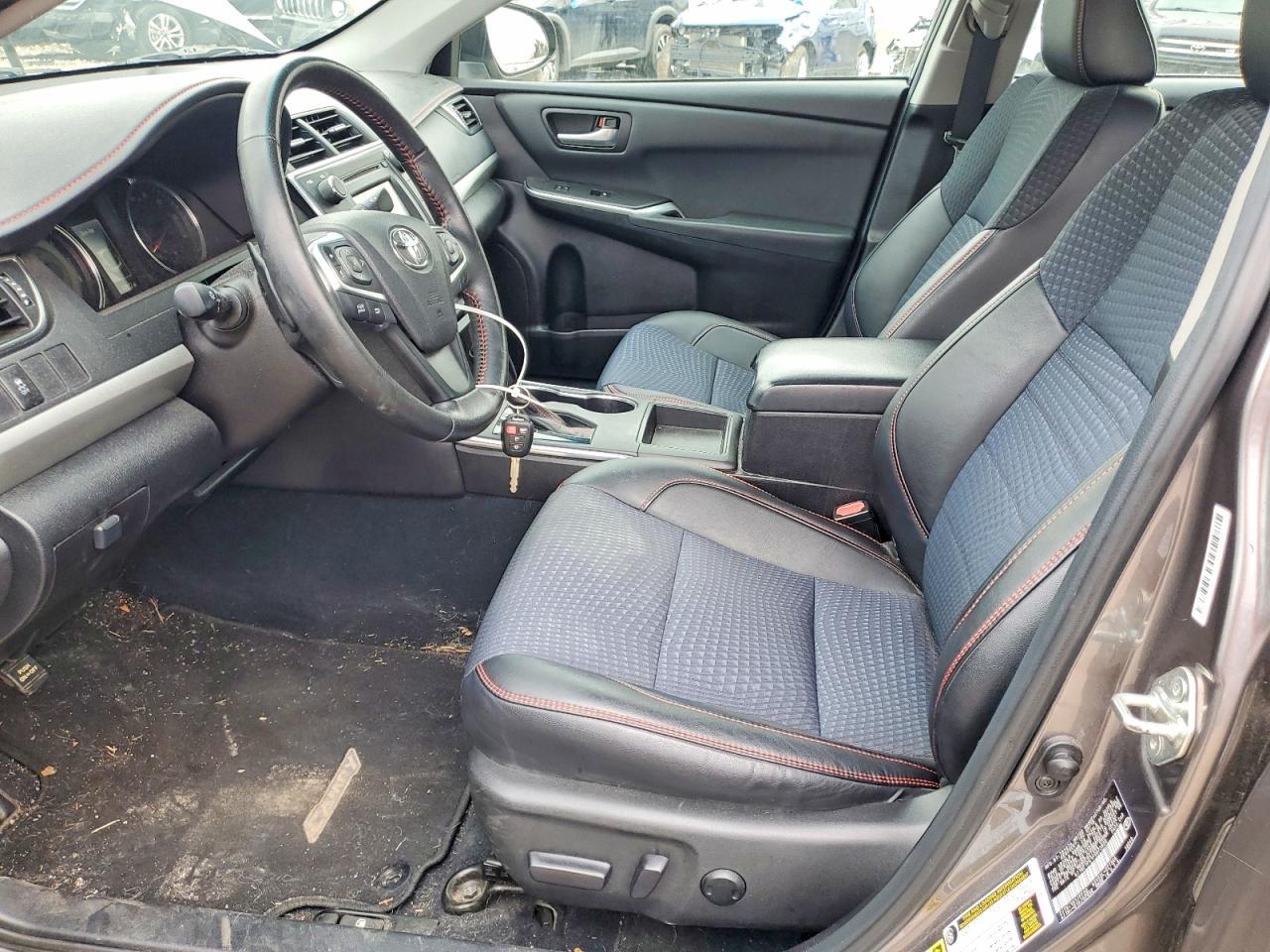 2015 TOYOTA CAMRY