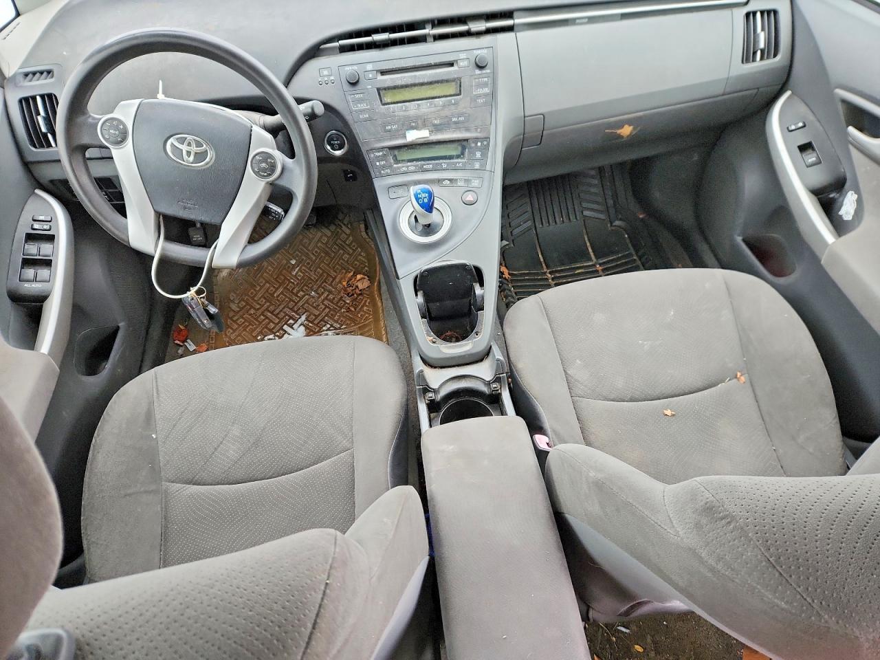 2010 TOYOTA PRIUS
