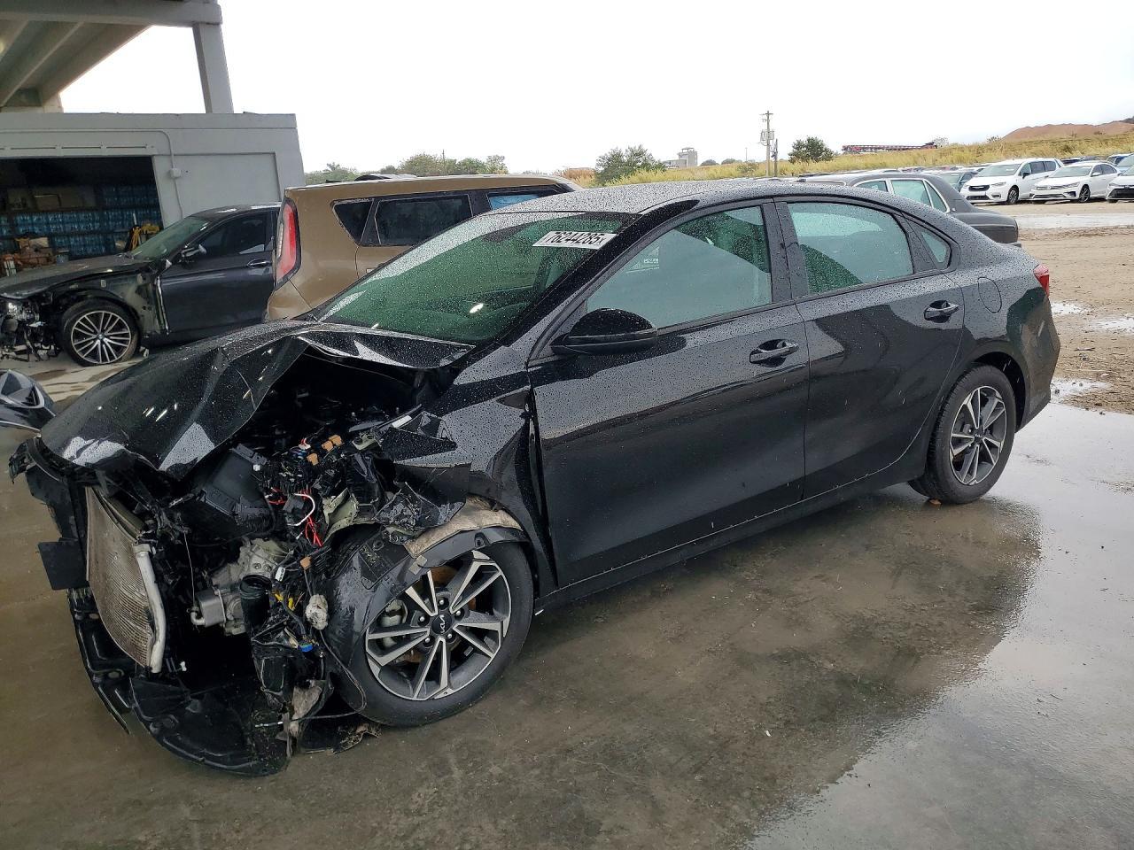 2023 KIA FORTE