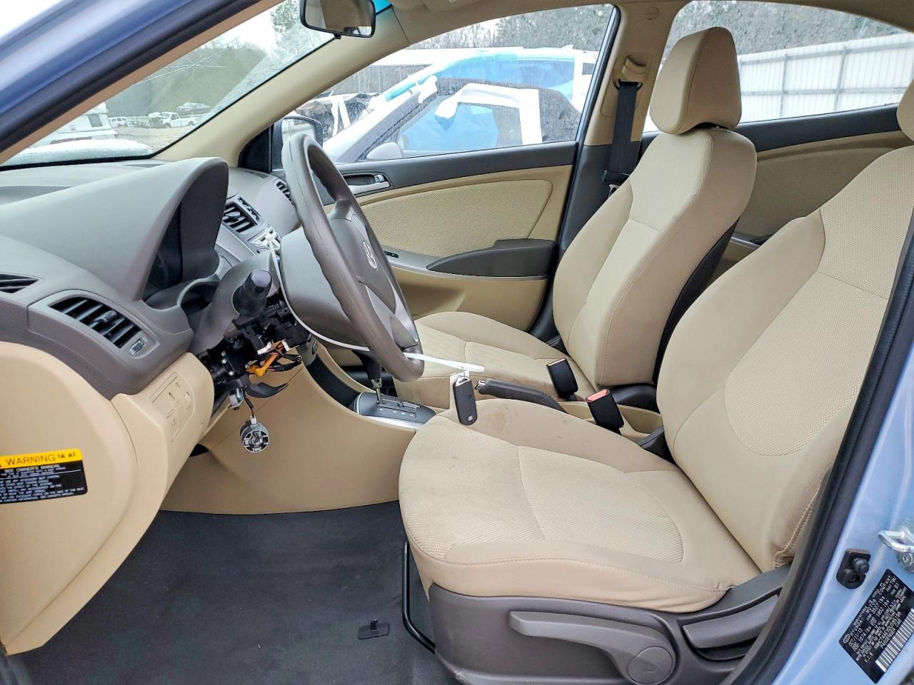 2013 HYUNDAI ACCENT