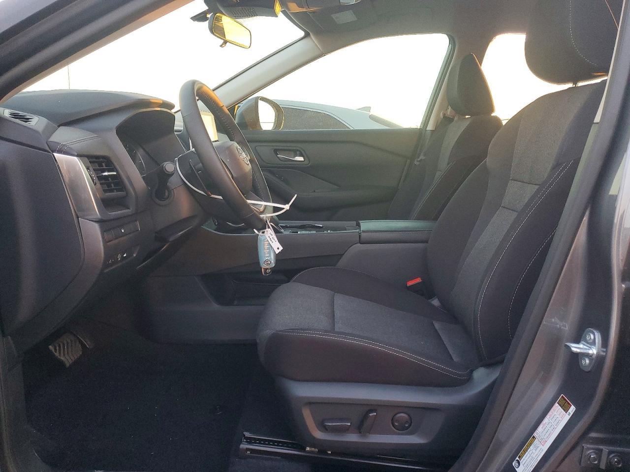 2025 NISSAN ROGUE
