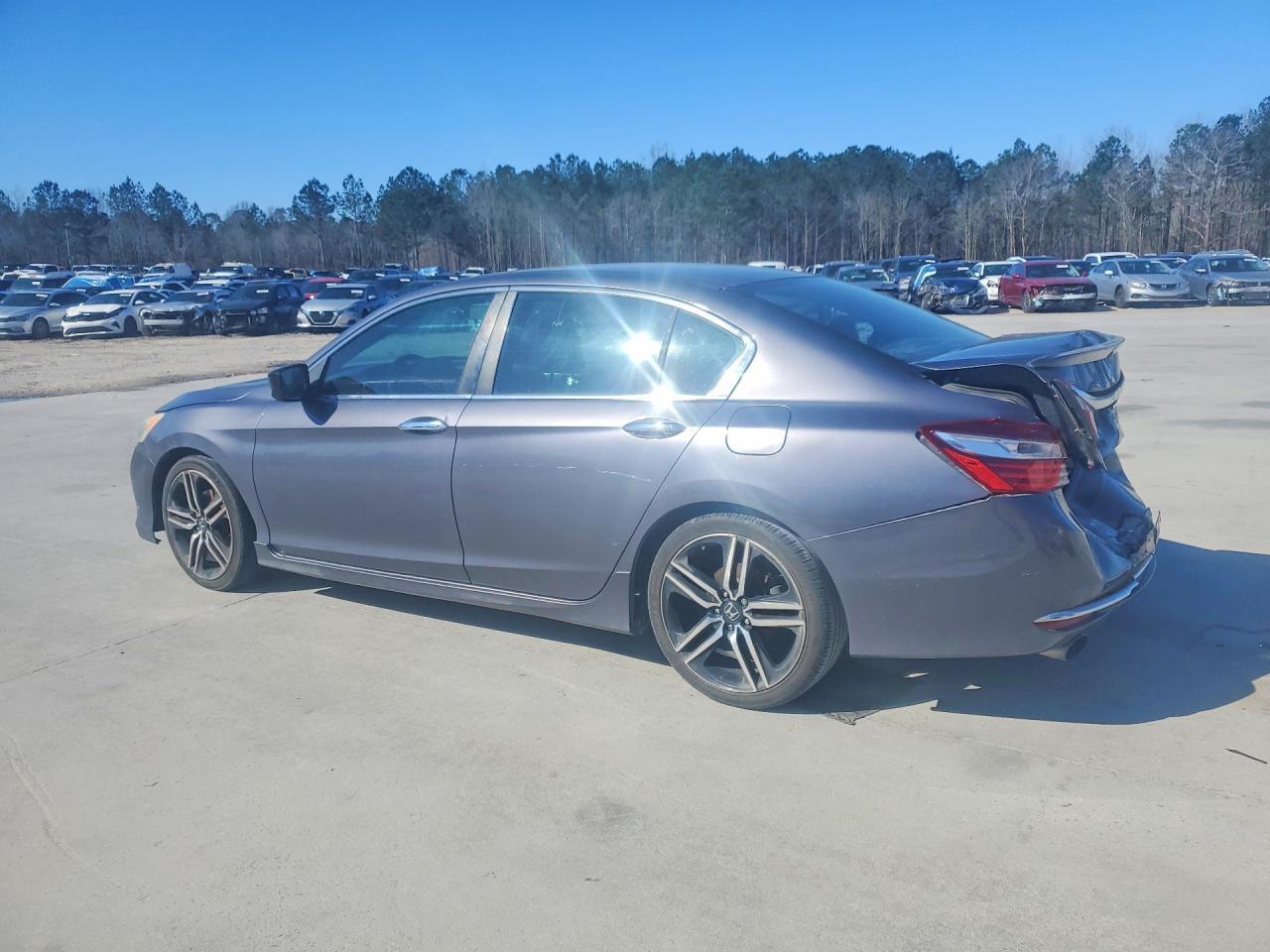 2017 HONDA ACCORD