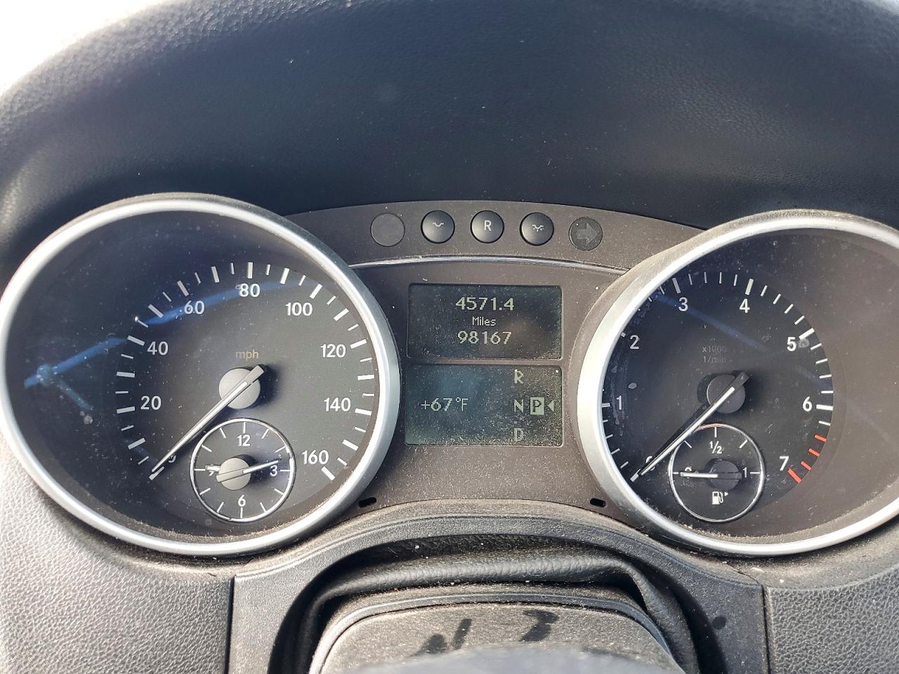 2011 MERCEDES-BENZ ML-Class