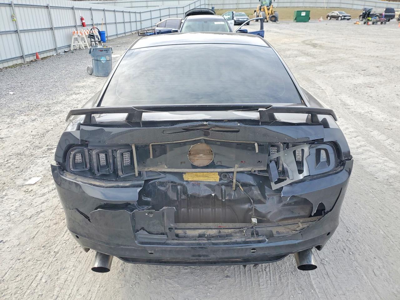 2013 FORD MUSTANG