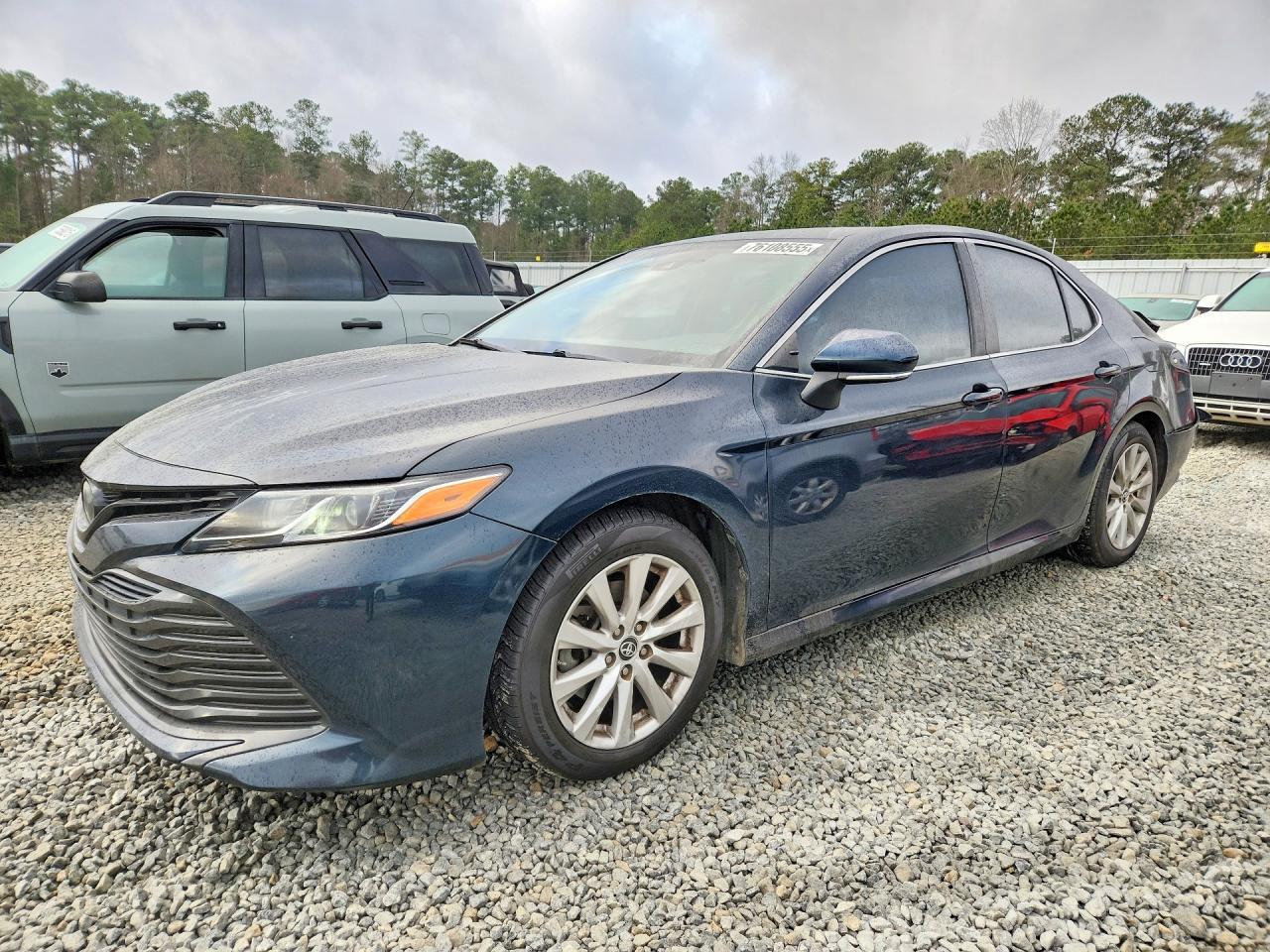 2019 TOYOTA CAMRY