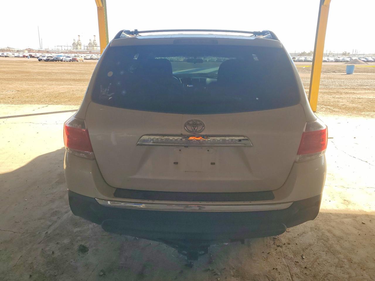 2013 TOYOTA HIGHLANDER