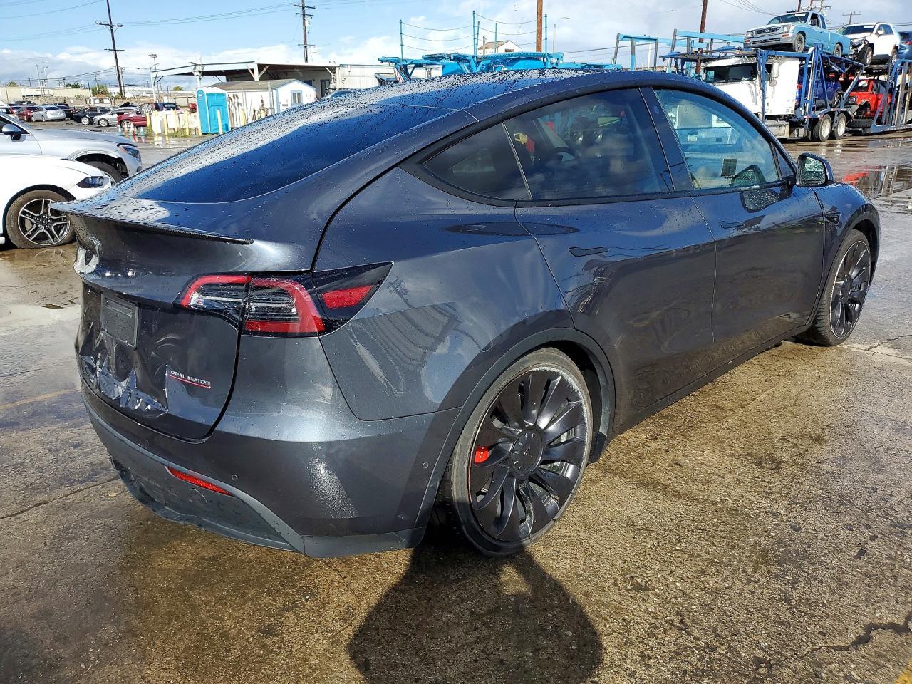 2022 TESLA MODEL Y