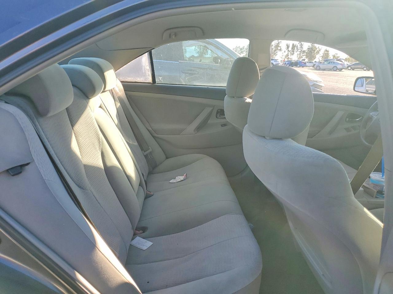 2011 TOYOTA CAMRY