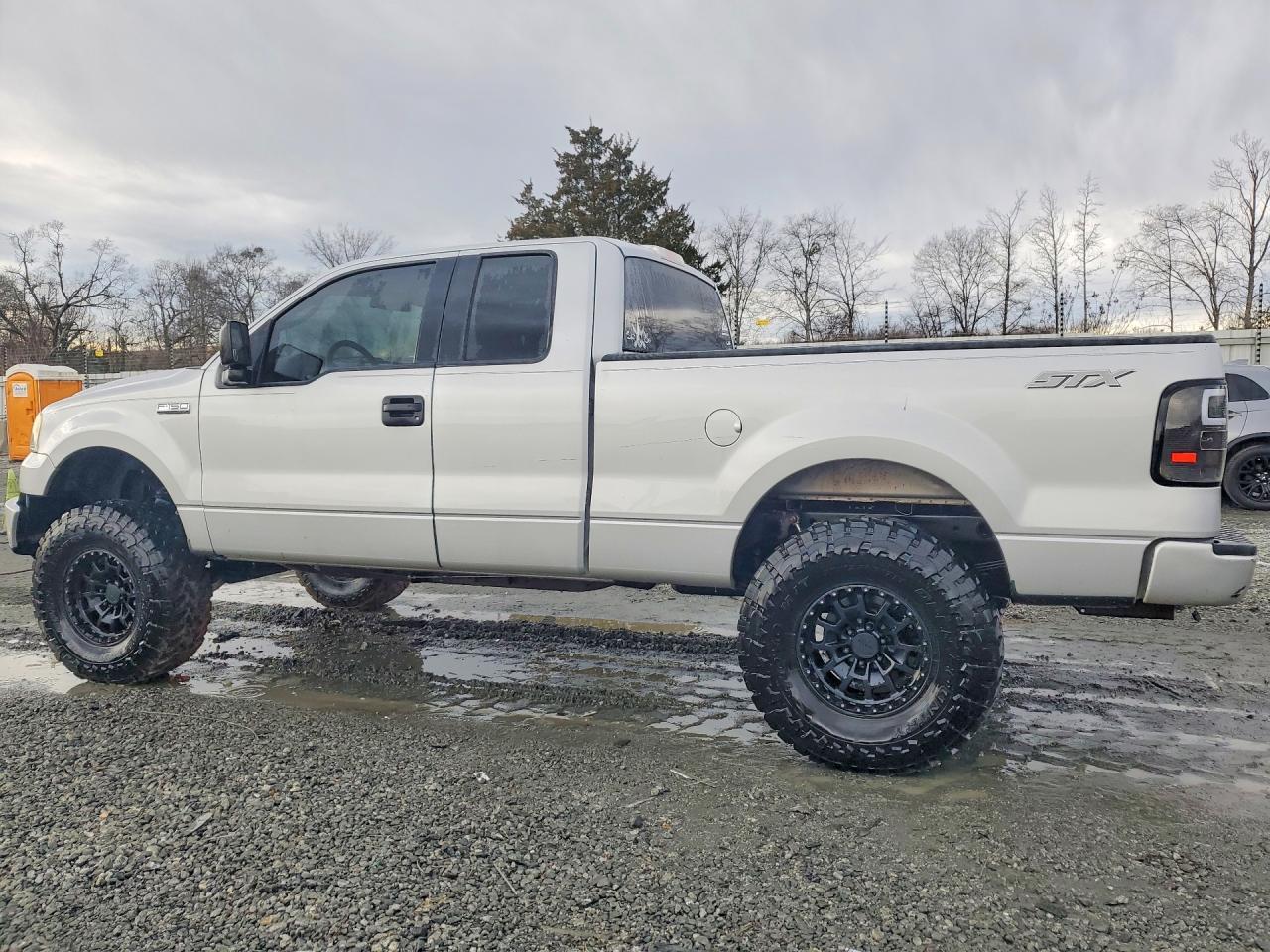 2005 FORD F-150 Lightning