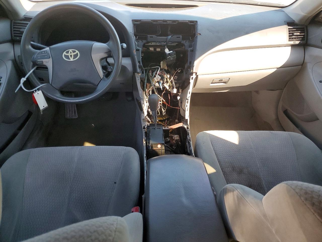 2010 TOYOTA CAMRY