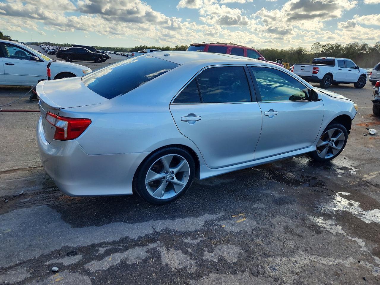 2012 TOYOTA CAMRY