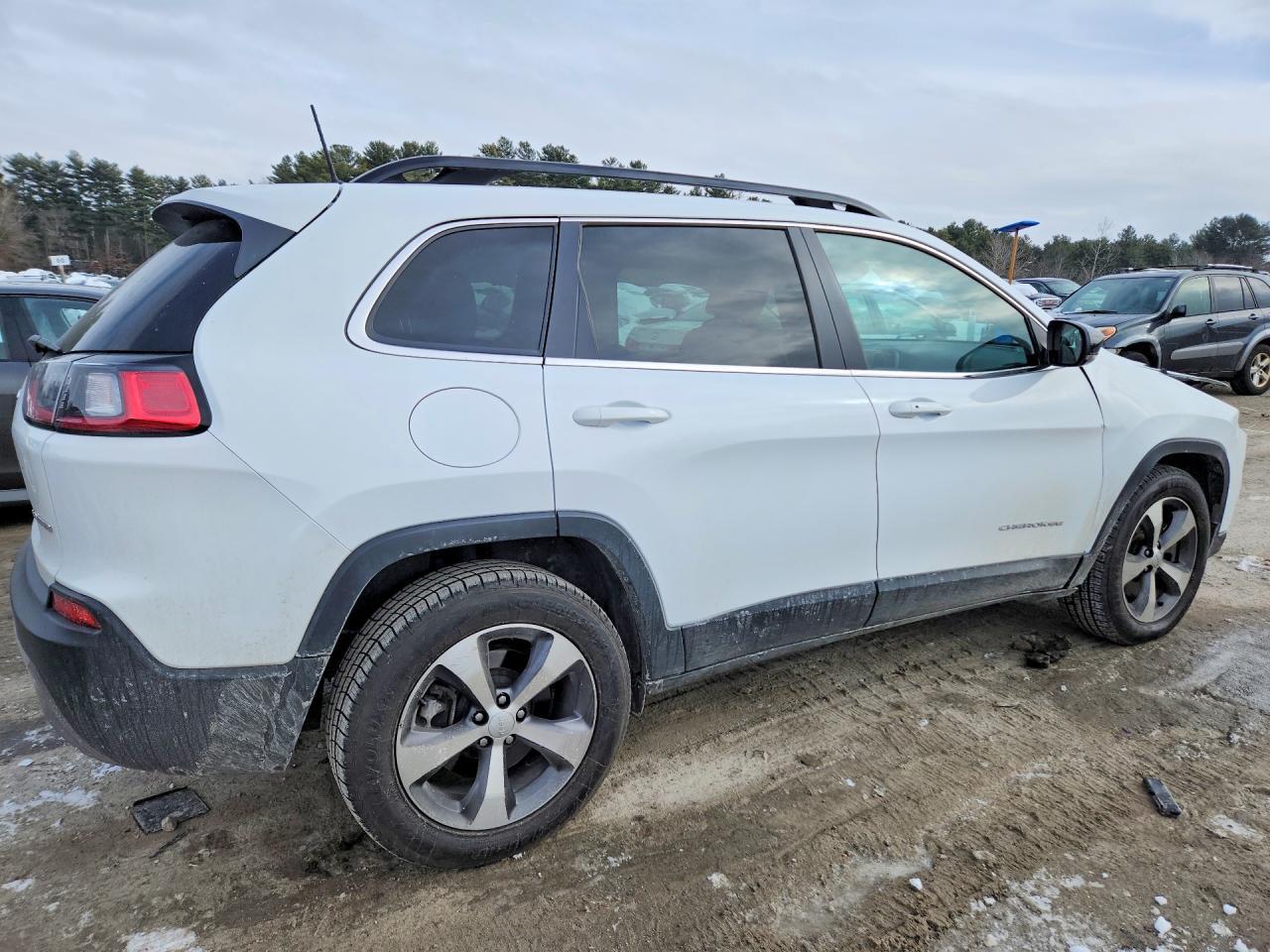2022 JEEP CHEROKEE