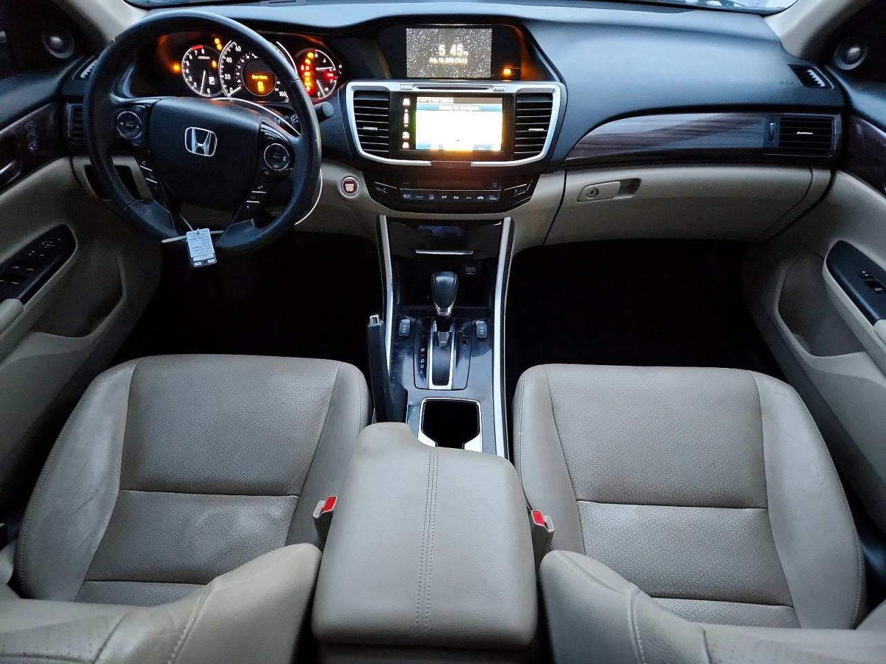 2017 HONDA ACCORD