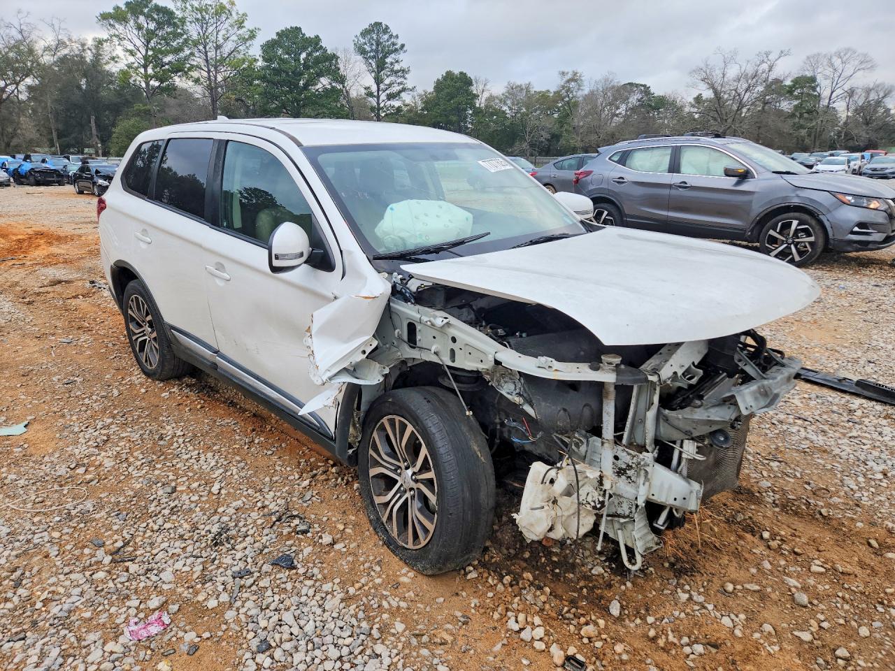 2017 MITSUBISHI outlander